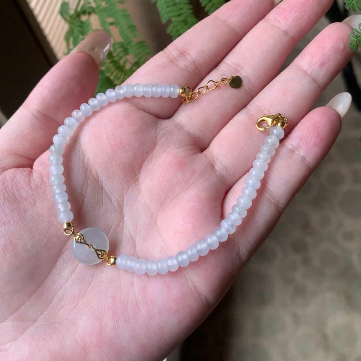 18K Yellow Gold Natural Icy Jadeite Jade Bracelet Gold Setting