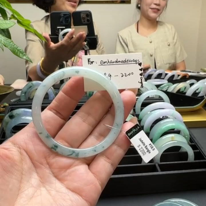 "Live" Natural Light Icy Blue Flower Comfort Fit Jadeite Jade Bangle (03/21/26)