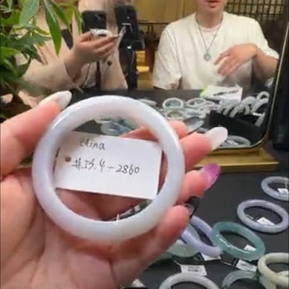 "Live" Natural Lavender Green Jadeite Jade Comfort-Fit Bangle (03/13/26)