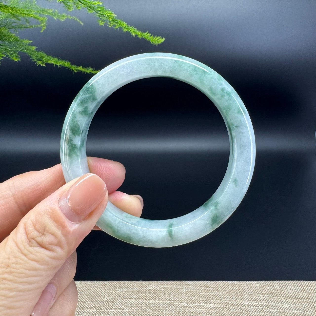 Genuine Burmese Green Jade Jadeite Bangle Bracelet ( 56mm )