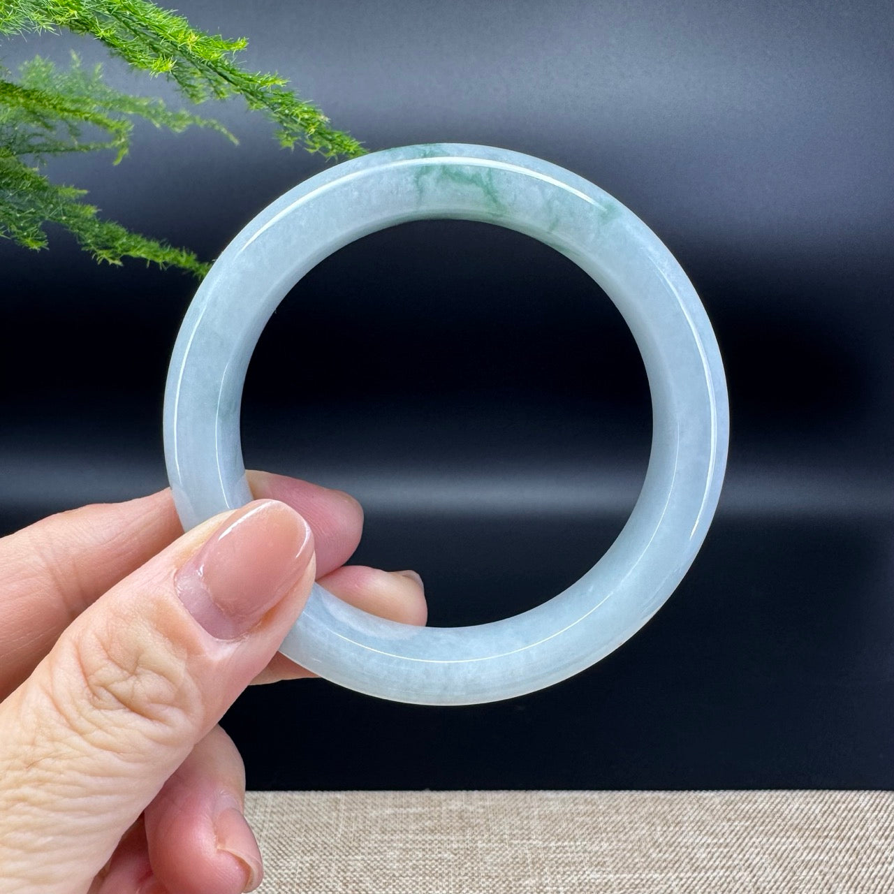 Genuine Burmese Green Jade Jadeite Bangle Bracelet ( 56.3mm )