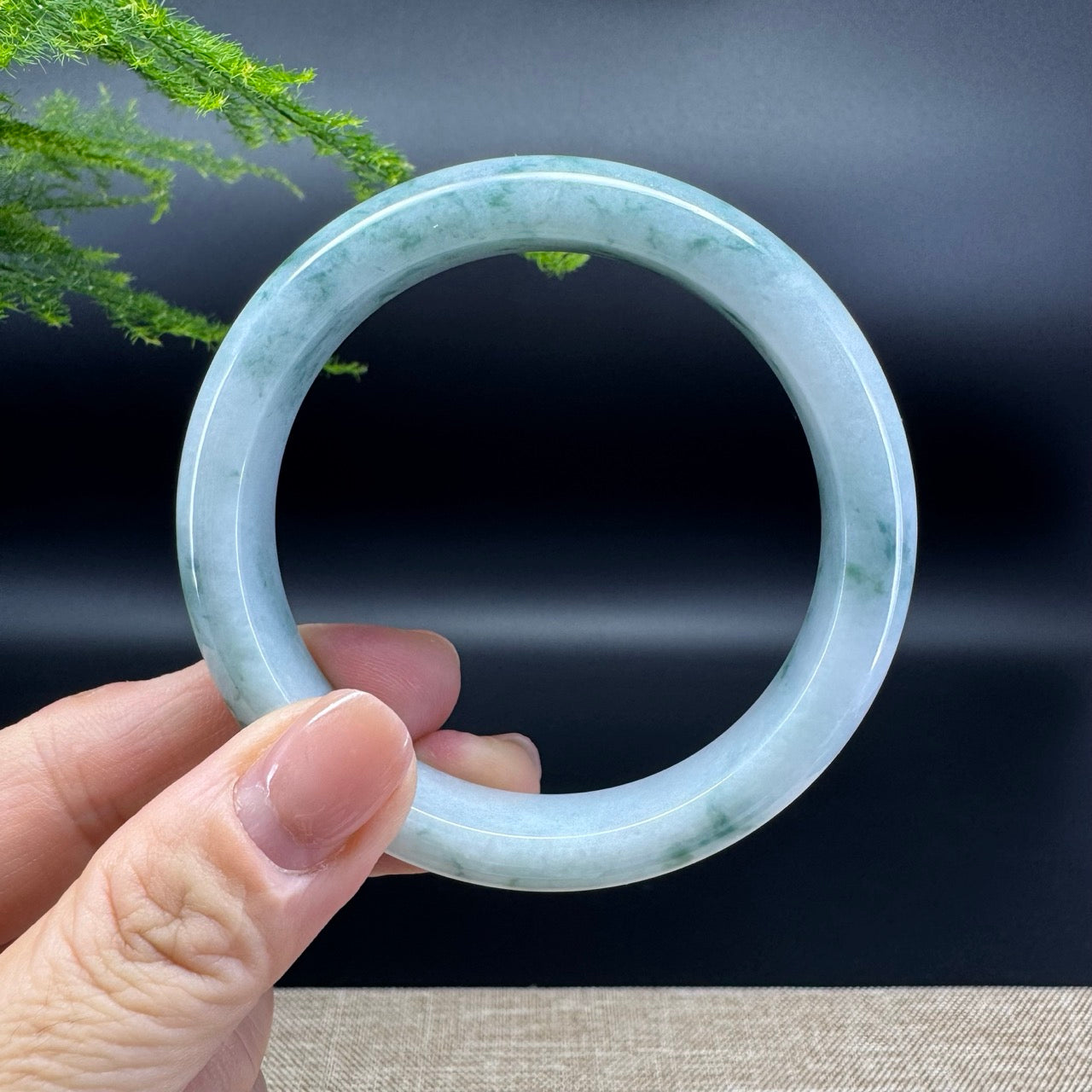 Genuine Burmese Green Jade Jadeite Bangle Bracelet ( 56.3mm )
