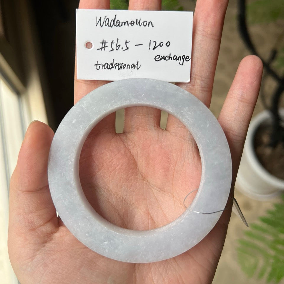 "Live" Natural Light Lavender Jadeite Jade Bangle(04/10/26)