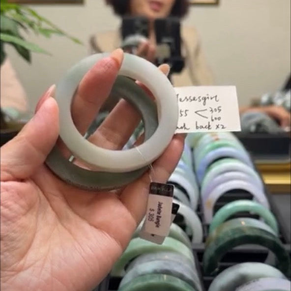 "Live" Natural Yellow Green Jadeite Jade Bangle(04/17/26)