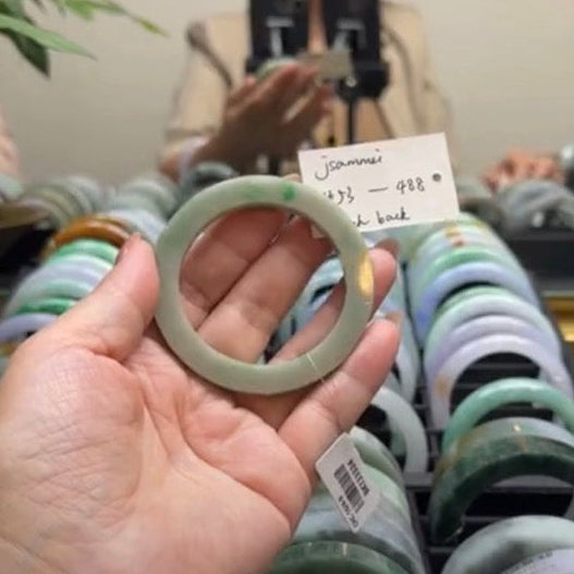 "Live" Natural Yellow Spicy Green Jadeite Jade Bangle(04/17/26)