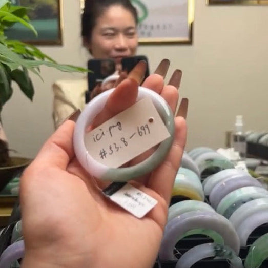 "Live" Natural Straberry Matcha Jadeite Jade Oval Bangle (05/03/26)