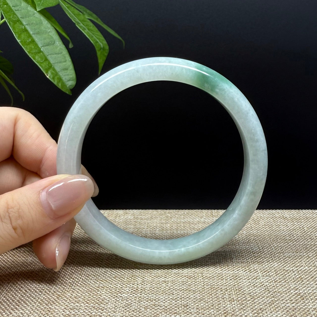 Genuine Burmese Green Jade Jadeite Bangle Bracelet ( 66.1mm )