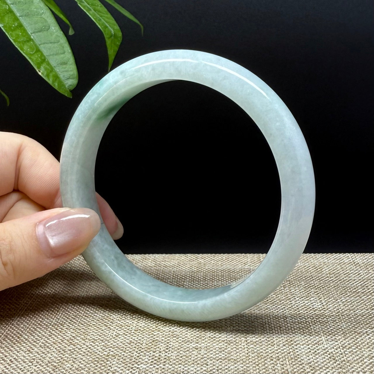 Genuine Burmese Green Jade Jadeite Bangle Bracelet ( 66.1mm )