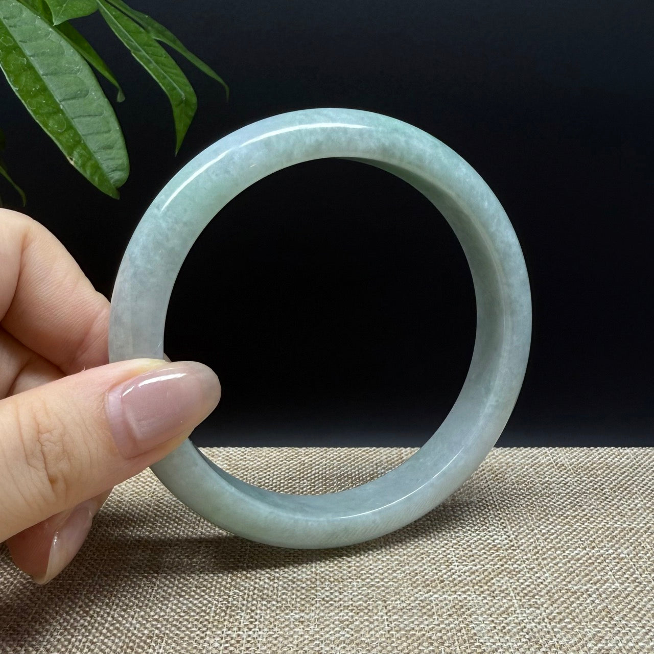 Genuine Burmese Green Jade Jadeite Bangle Bracelet ( 66.1mm )