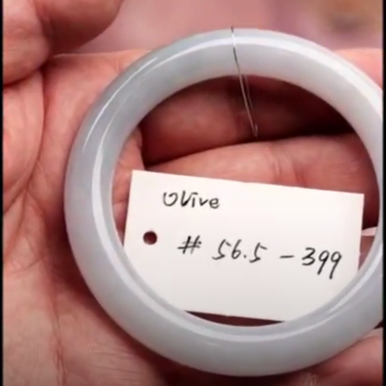"Live" Natural Light Pink-Lavender Jadeite Jade Bangle (02/14/26)
