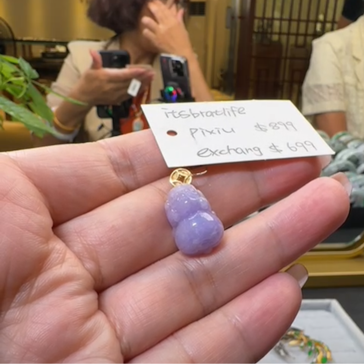 Live "Natural Light 18k Lavender Jadeite Jade Pixiu" (Live Pick) (07/19/25)