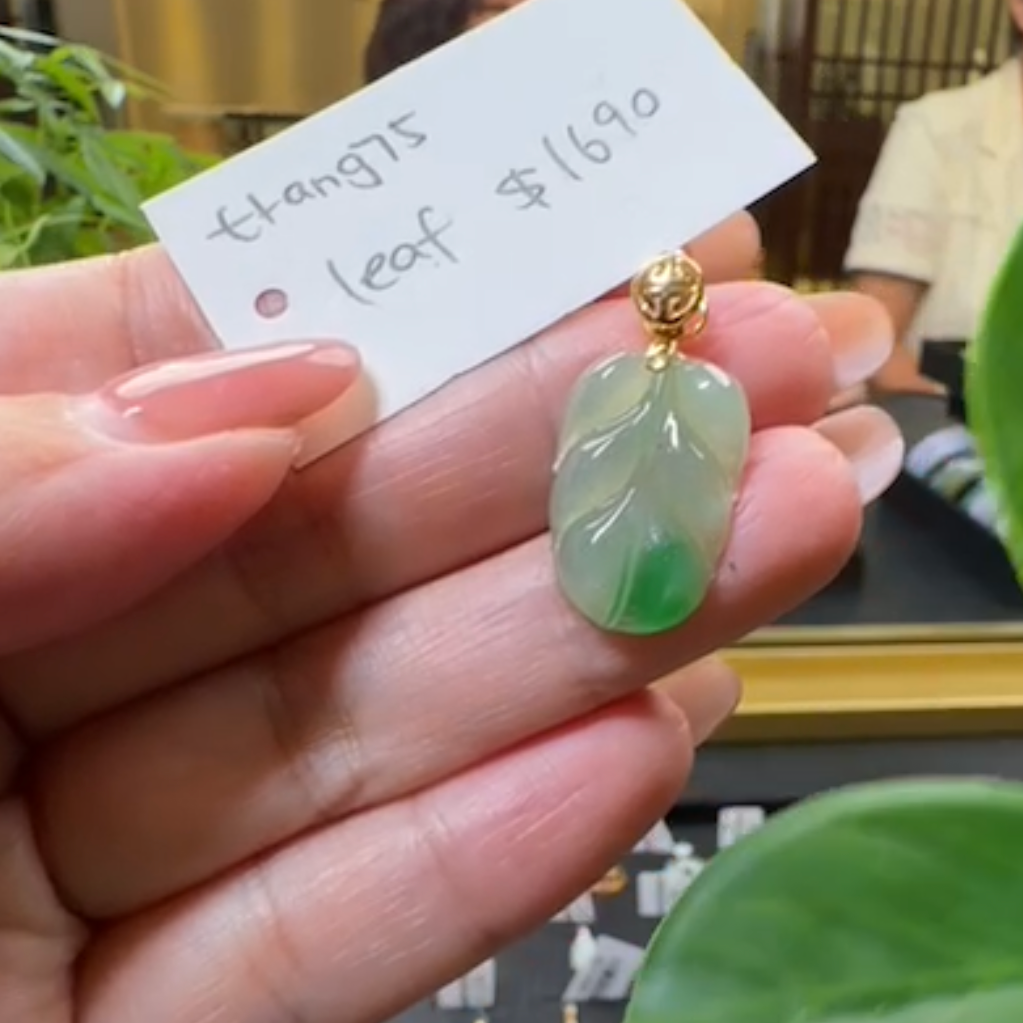 Live "Natural Light 18k Green Jadeite Jade Leaf" (Live Pick) (07/19/25)