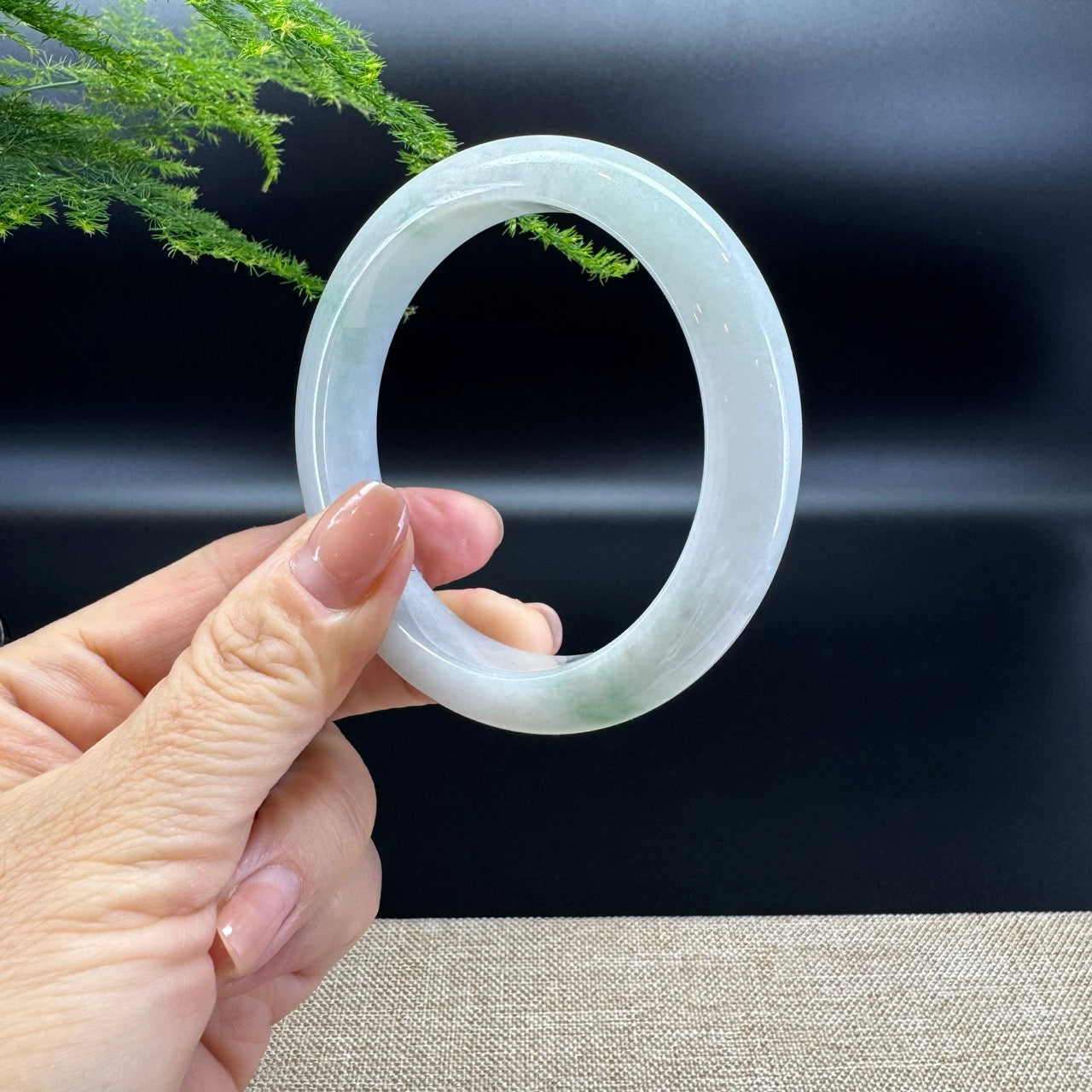 Genuine Burmese Green Jade Jadeite Bangle Bracelet ( 58.7mm )