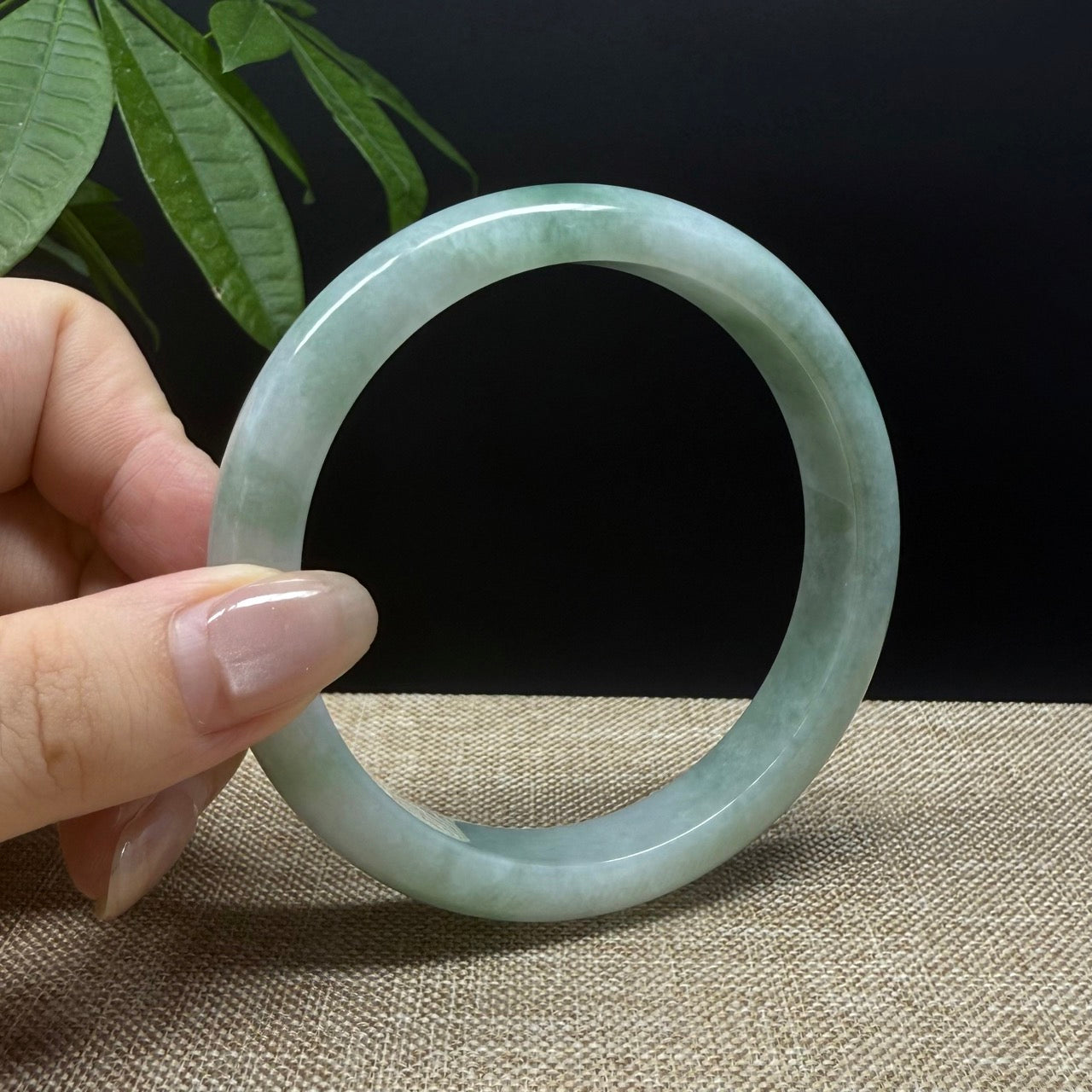 Genuine Burmese Green Jade Jadeite Bangle Bracelet ( 66.1mm )