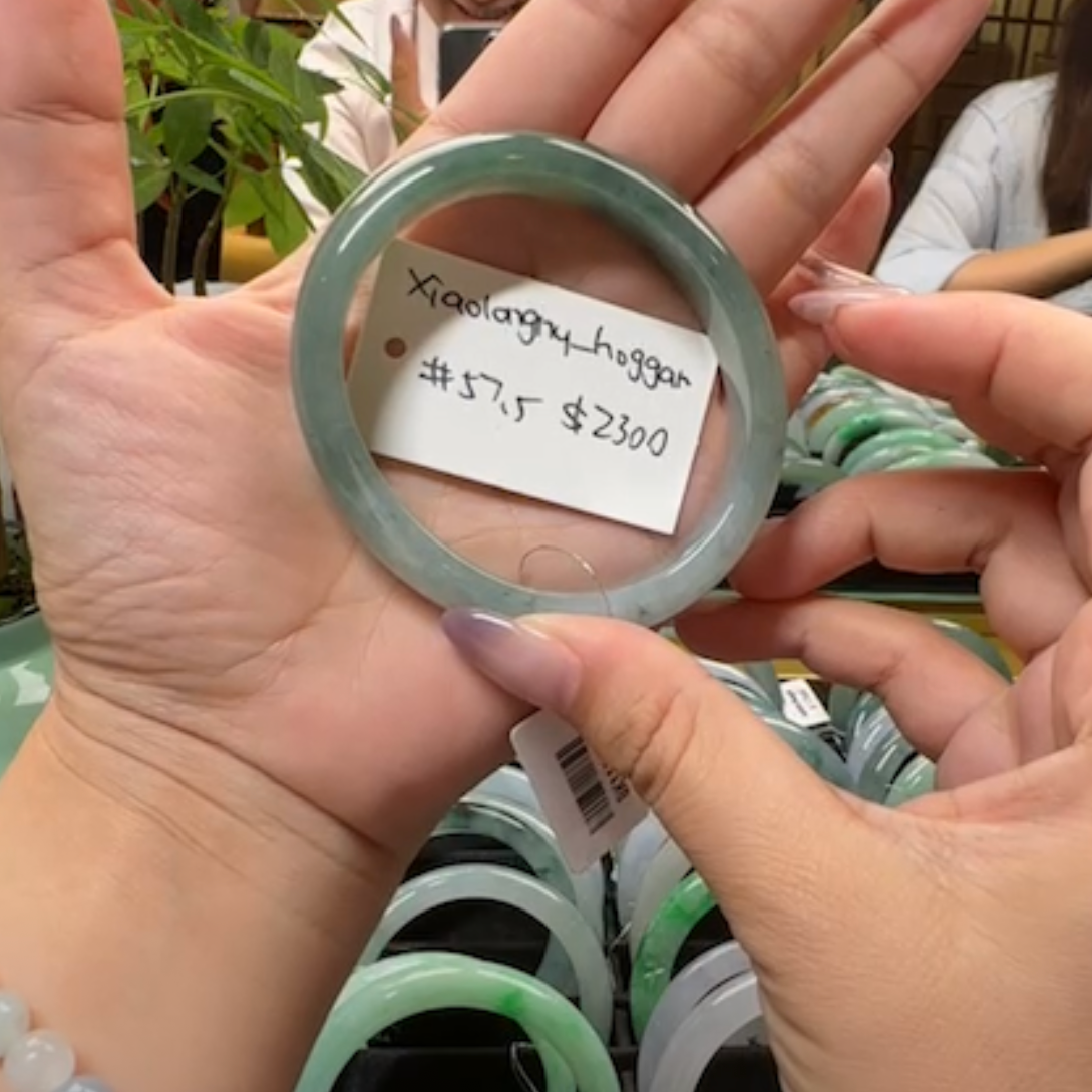 Live "Natural Green Jadeite Jade Bangle" (Live Pick) (08/02/25)