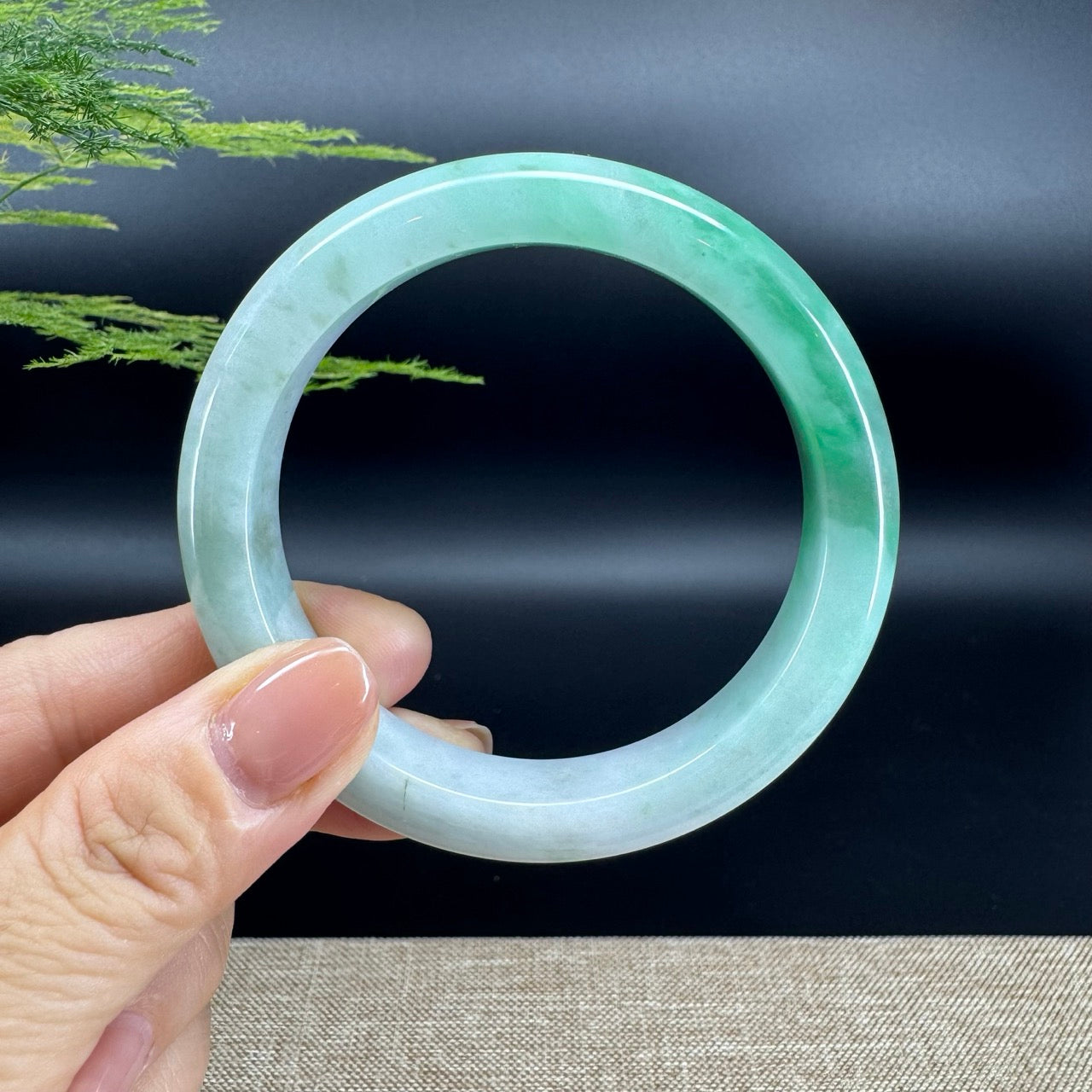 Genuine Burmese Bright Green Jade Jadeite Bangle Bracelet ( 58.4mm )