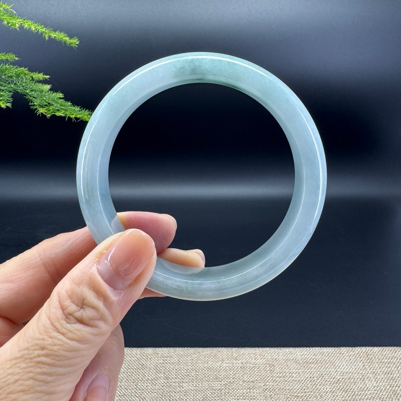 Genuine Burmese Green Jade Jadeite Bangle Bracelet ( 59.4mm )