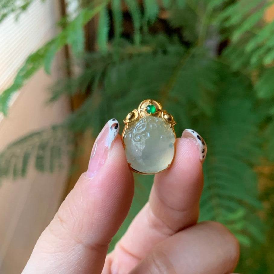 "Live" 18K Yellow Gold Custom Icy Yellow Green Toad Gold Setting