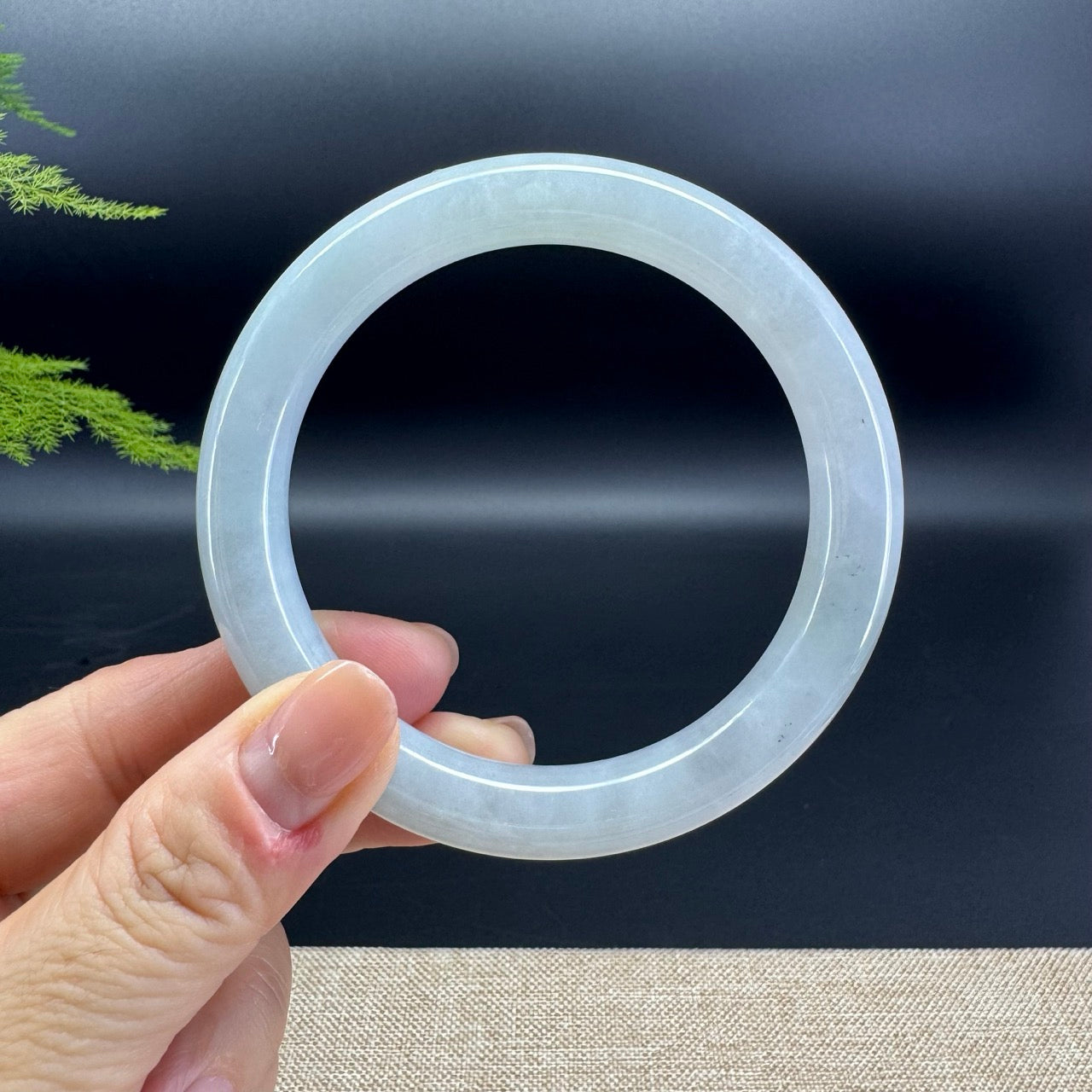 Genuine Burmese Green Jade Jadeite Bangle Bracelet ( 61mm )