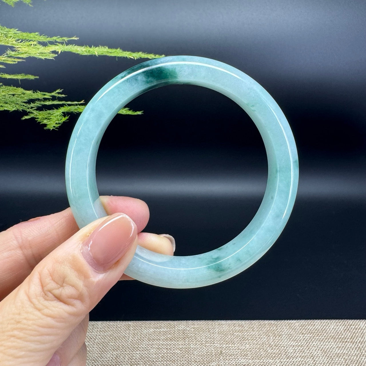 Genuine Burmese Light Oil Green Jade Jadeite Bangle Bracelet ( 59.1mm )