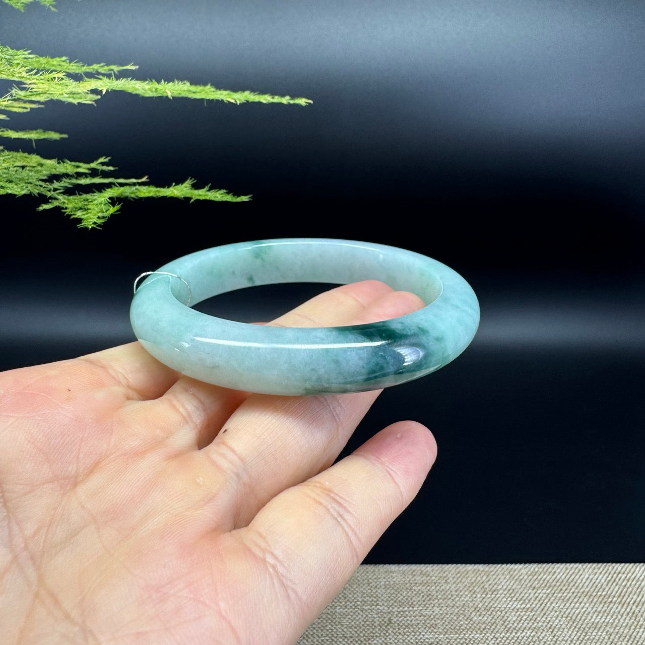 Genuine Burmese Light Oil Green Jade Jadeite Bangle Bracelet ( 59.1mm )