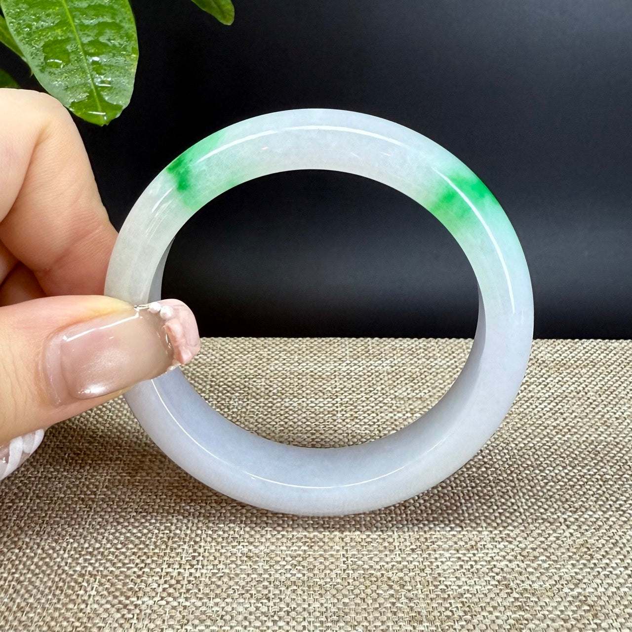 Genuine Burmese Green Jade Jadeite Bangle Bracelet ( 52.1mm )