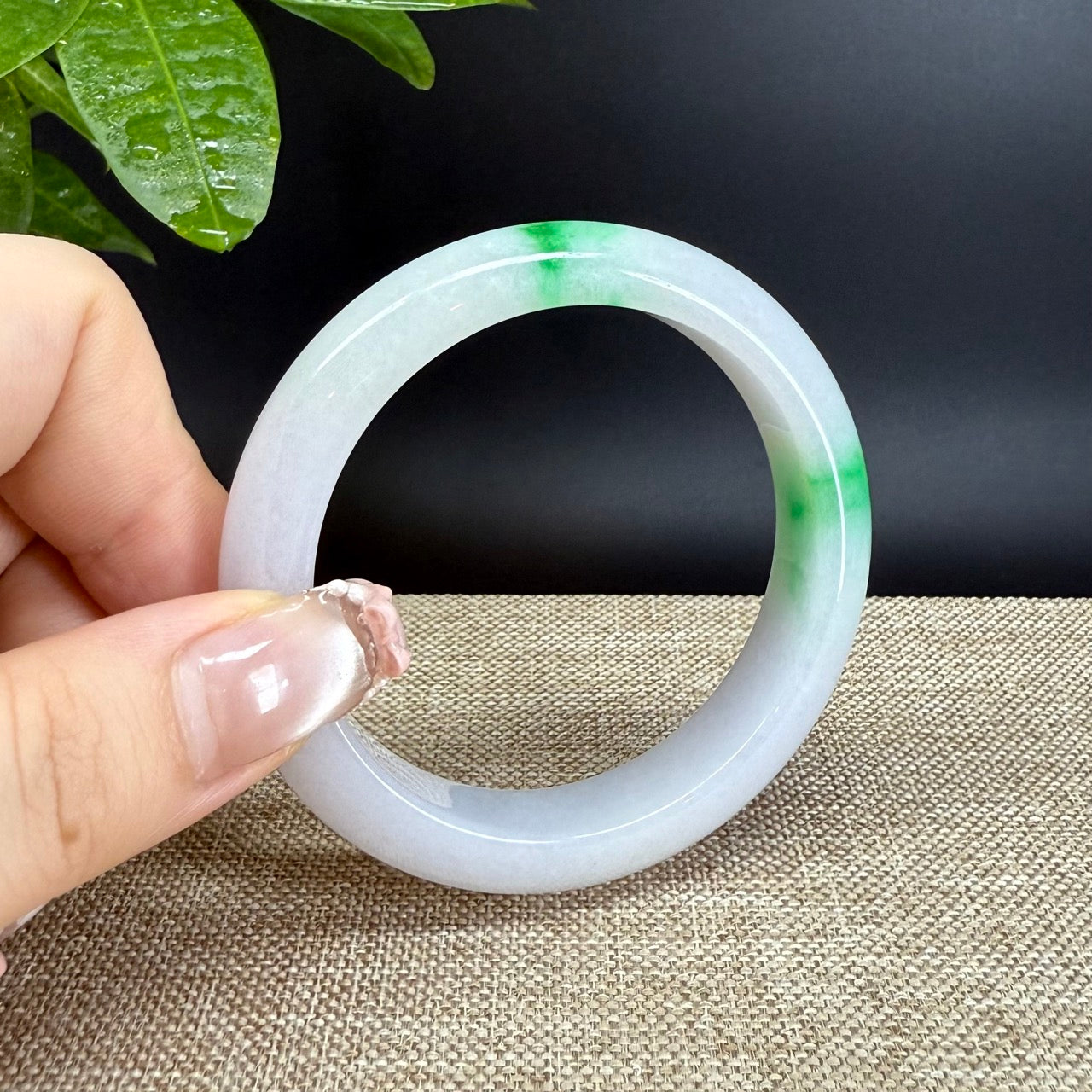 Genuine Burmese Green Jade Jadeite Bangle Bracelet ( 52.1mm )