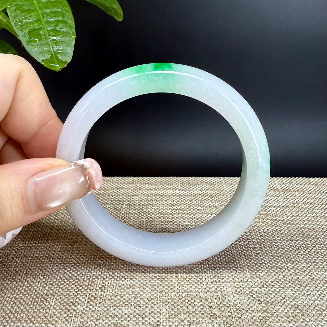 Genuine Burmese Green Jade Jadeite Bangle Bracelet ( 52.1mm )