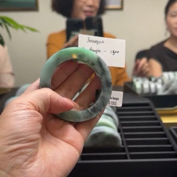 "Live" Natural Wuji Green Jadeite Jade Bangle(04/10/26)