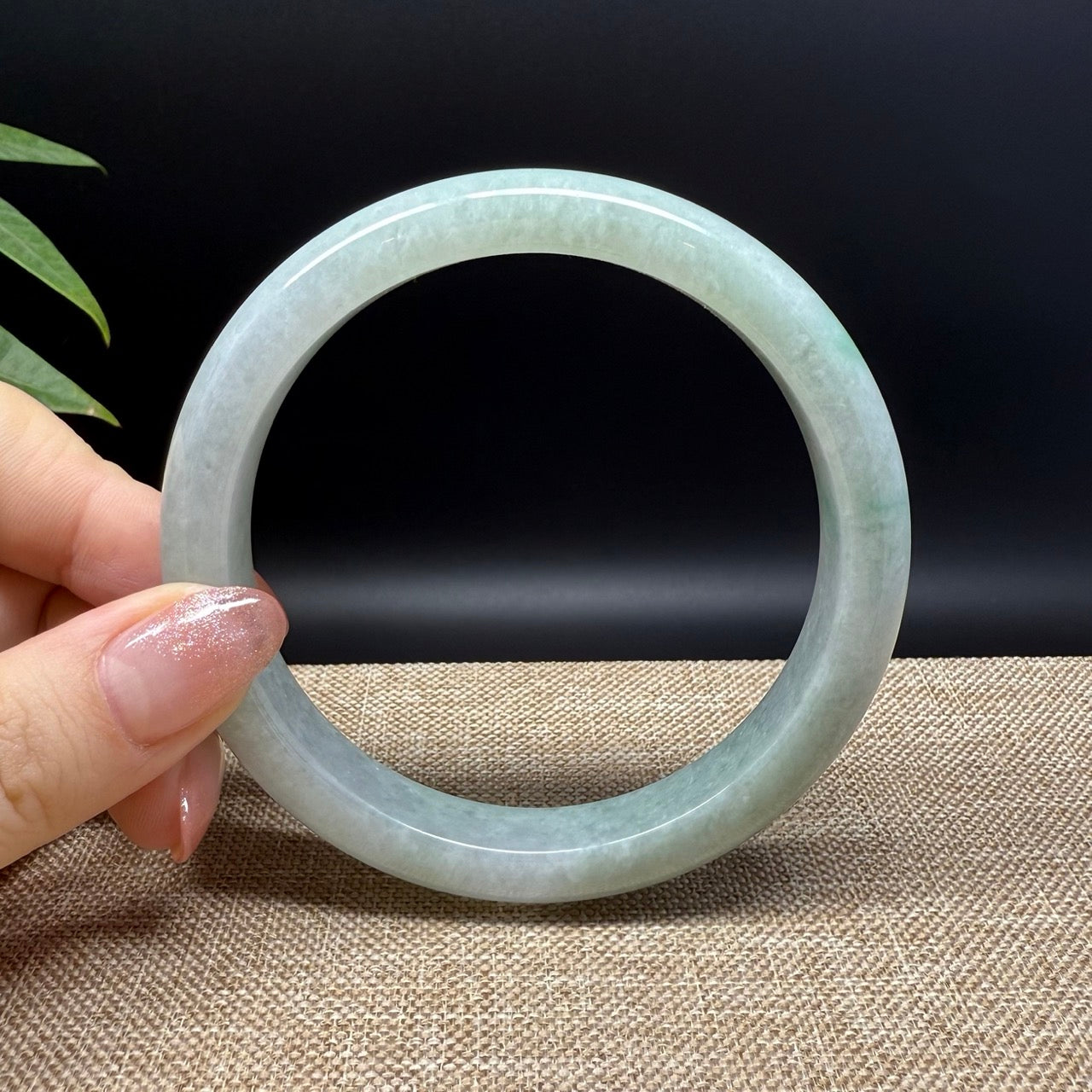 Genuine Burmese Green Jade Jadeite Bangle Bracelet ( 66.2mm )