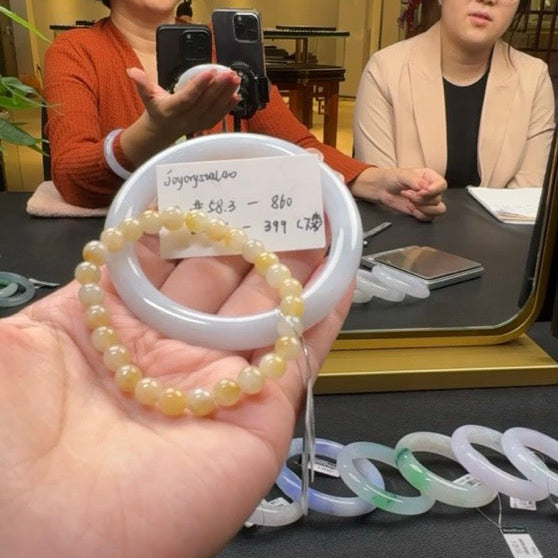 "Live" Light Lavender Natural Jadeite Jade Bangle (12/13/2025)