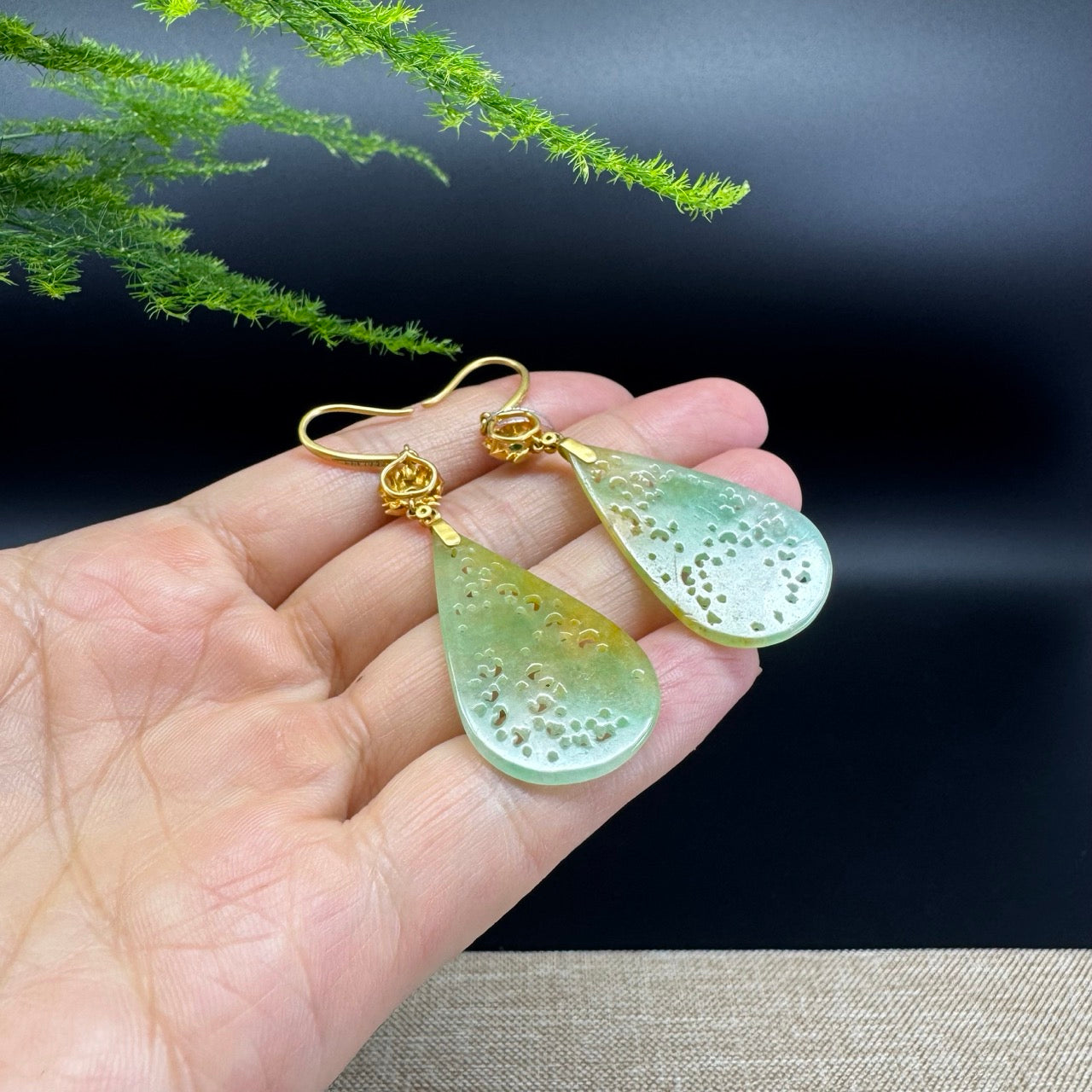 18k Yellow Gold Genuine Yellow Green Jadeite Jade Earrings With Diamonds