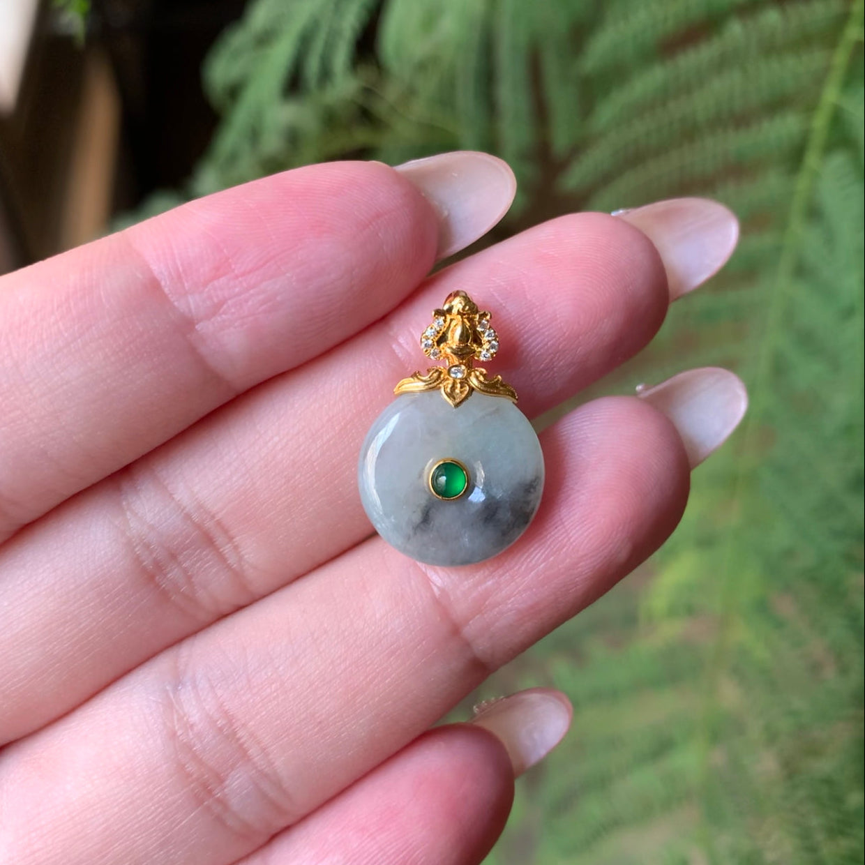 "Live" 18K Yellow Gold Custom Wuji KouKou Pendant Gold Setting