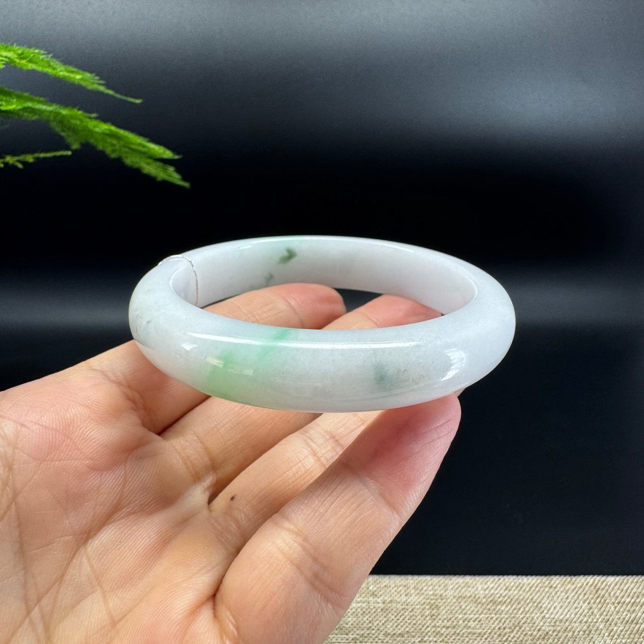 Genuine Burmese White Green Flower Jade Jadeite Bangle Bracelet ( 58.1mm )