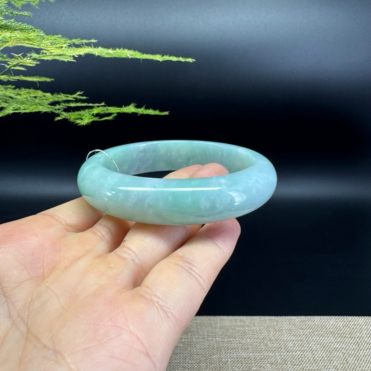 Genuine Burmese Green Jade Jadeite Bangle Bracelet ( 59mm )