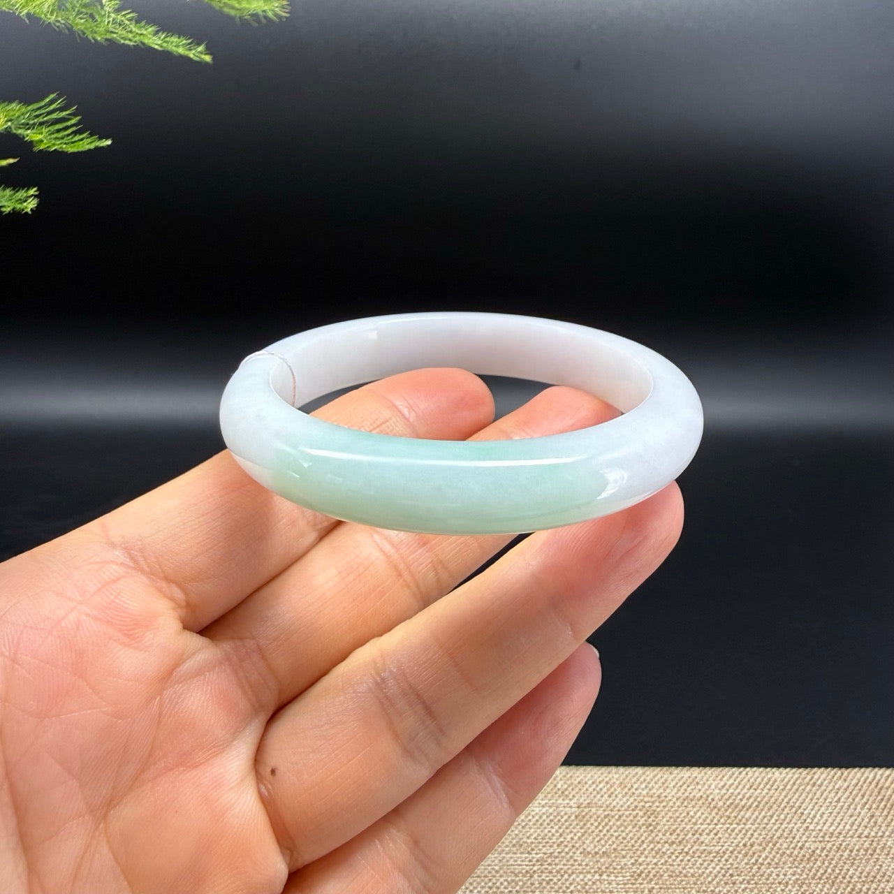 Genuine Burmese White Green(BDQ) Jadeite Bangle Bracelet ( 53.3mm )