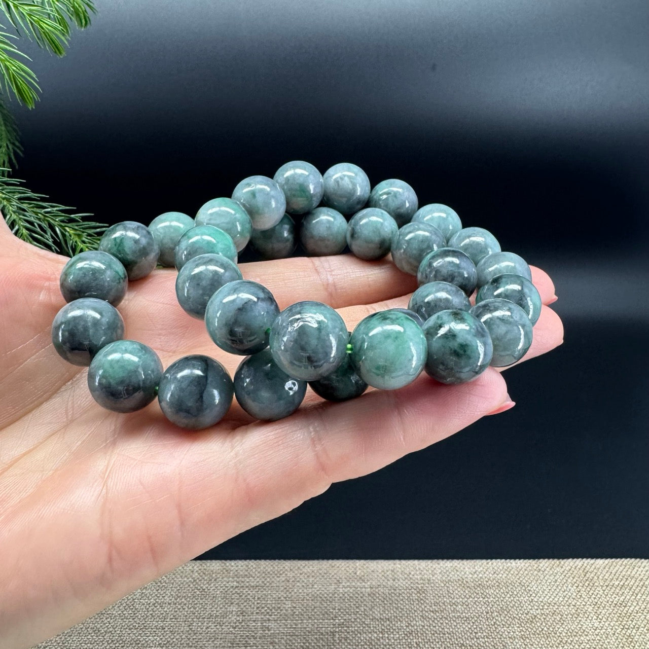 RealJade® Genuine Jadeite Jade Round Wuji & Green Beads Bracelet ( 13.5mm )