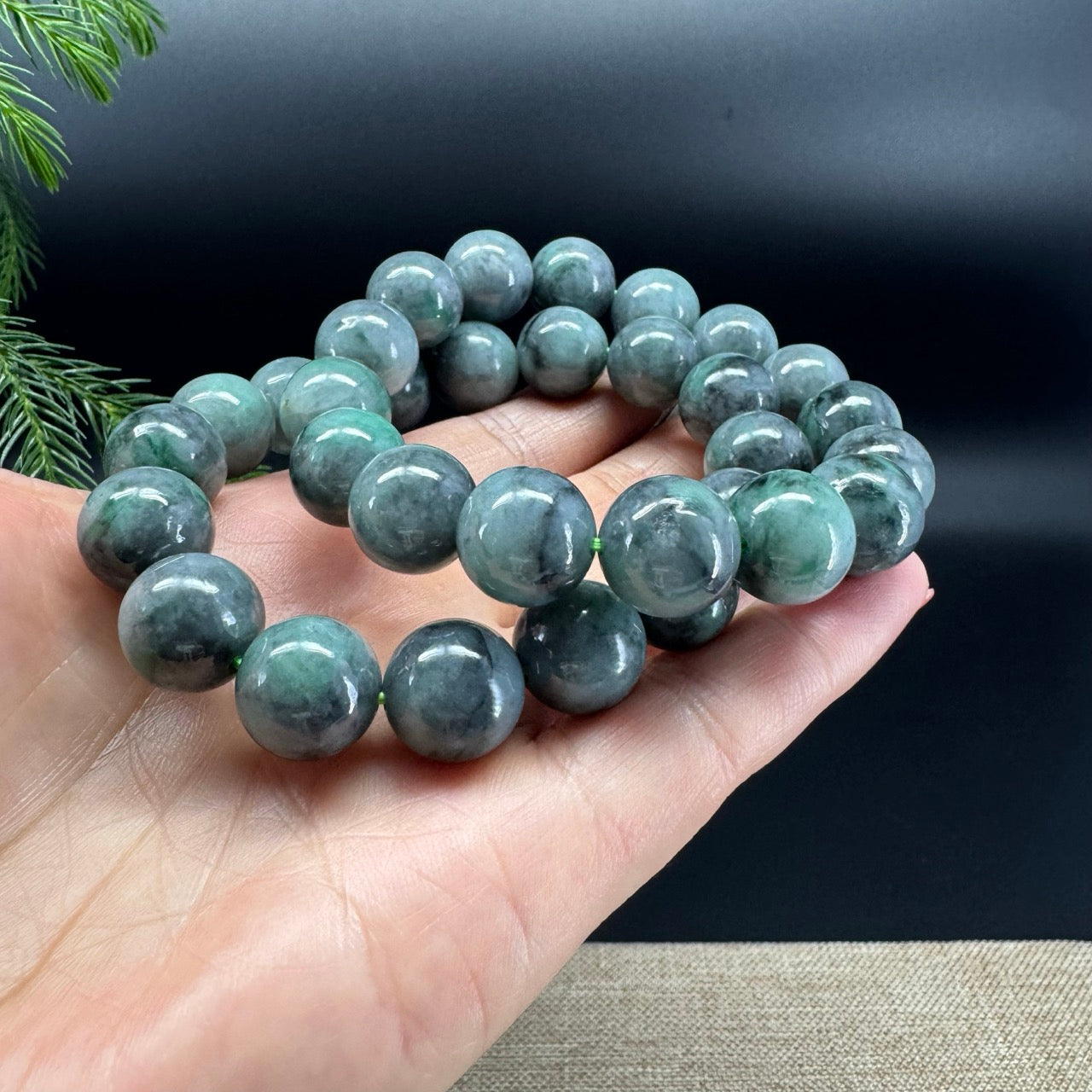 RealJade® Genuine Jadeite Jade Round Wuji & Green Beads Bracelet ( 13.5mm )