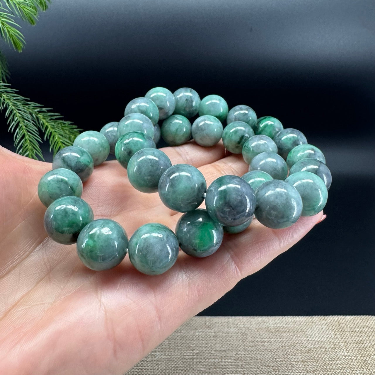 RealJade® Genuine Jadeite Jade Round Light Wuji & Green Beads Bracelet ( 13.5mm )