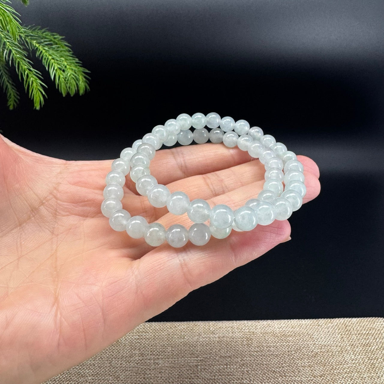 Natural Jadeite Jade  Round Light Green Beads Bracelet ( 6.5mm )