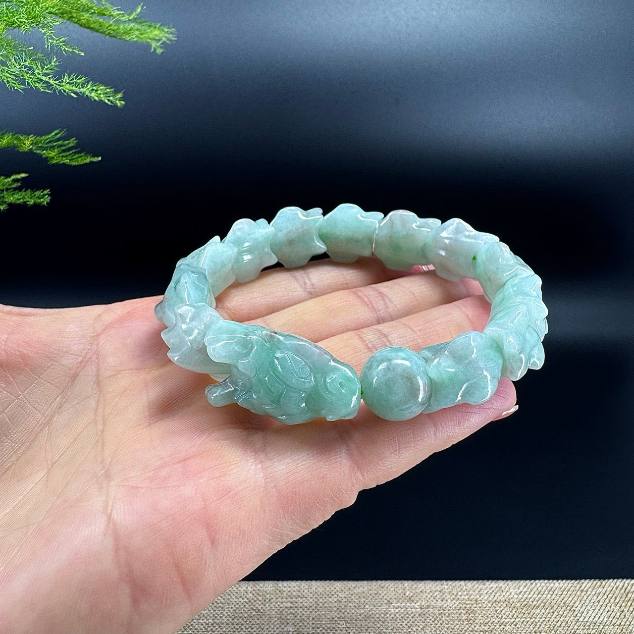 Natural Green Jadeite Jade Dragon Beads Bracelet (15mm)