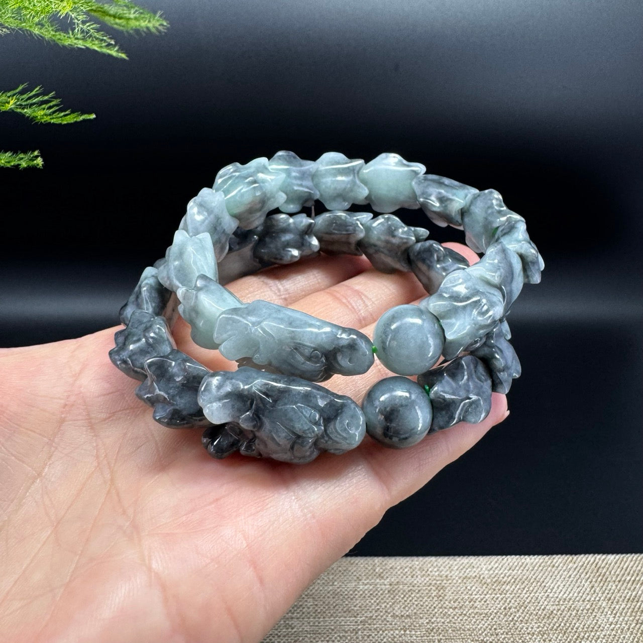 Natural Wuji Jadeite Jade Dragon Beads Bracelet(15mm)