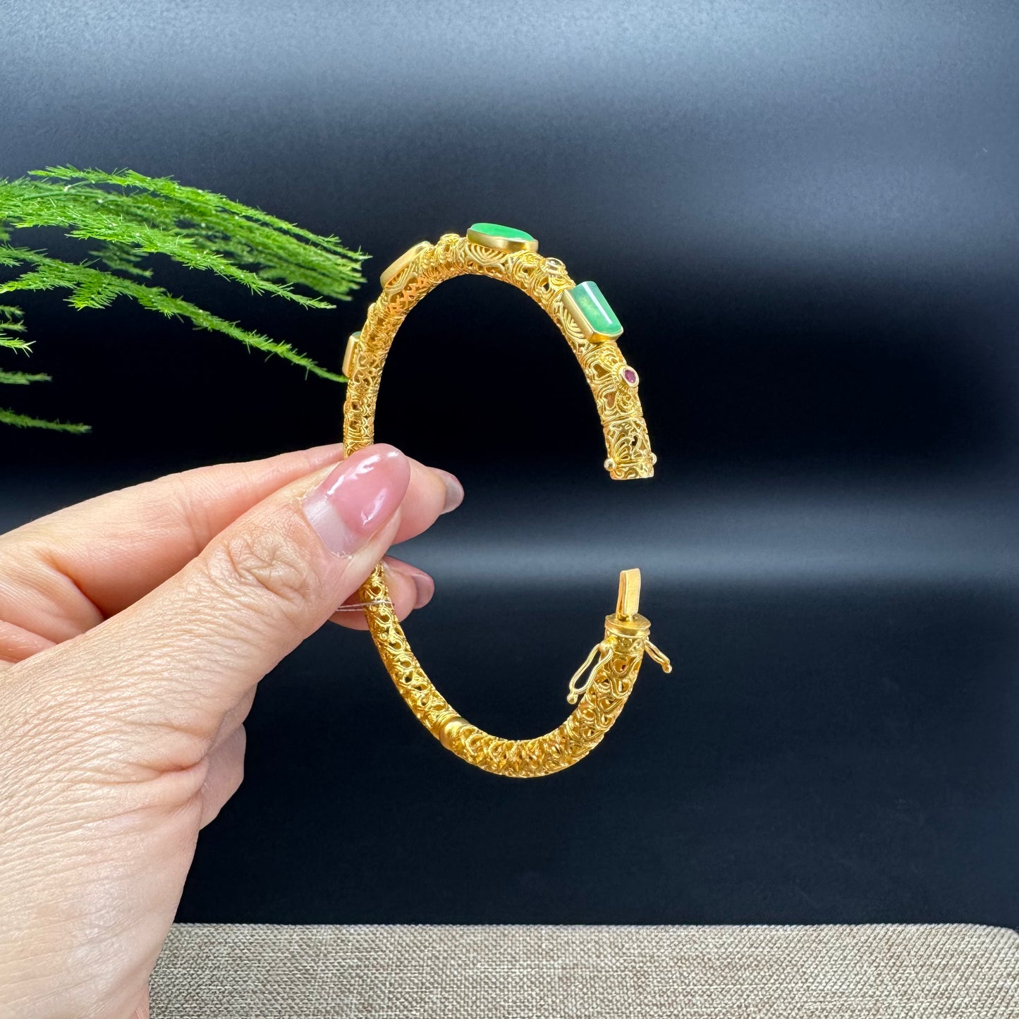 RealJade Luxury 18K Yellow Gold Genuine Green Jadeite Jade Bracelet