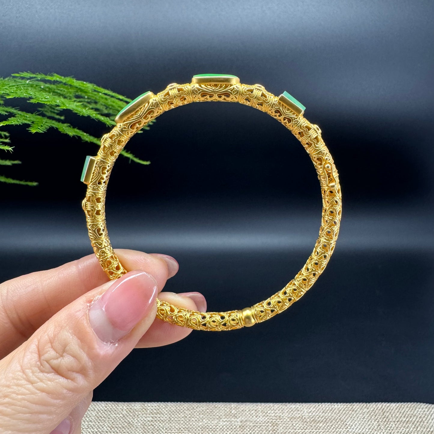 RealJade Luxury 18K Yellow Gold Genuine Green Jadeite Jade Bracelet