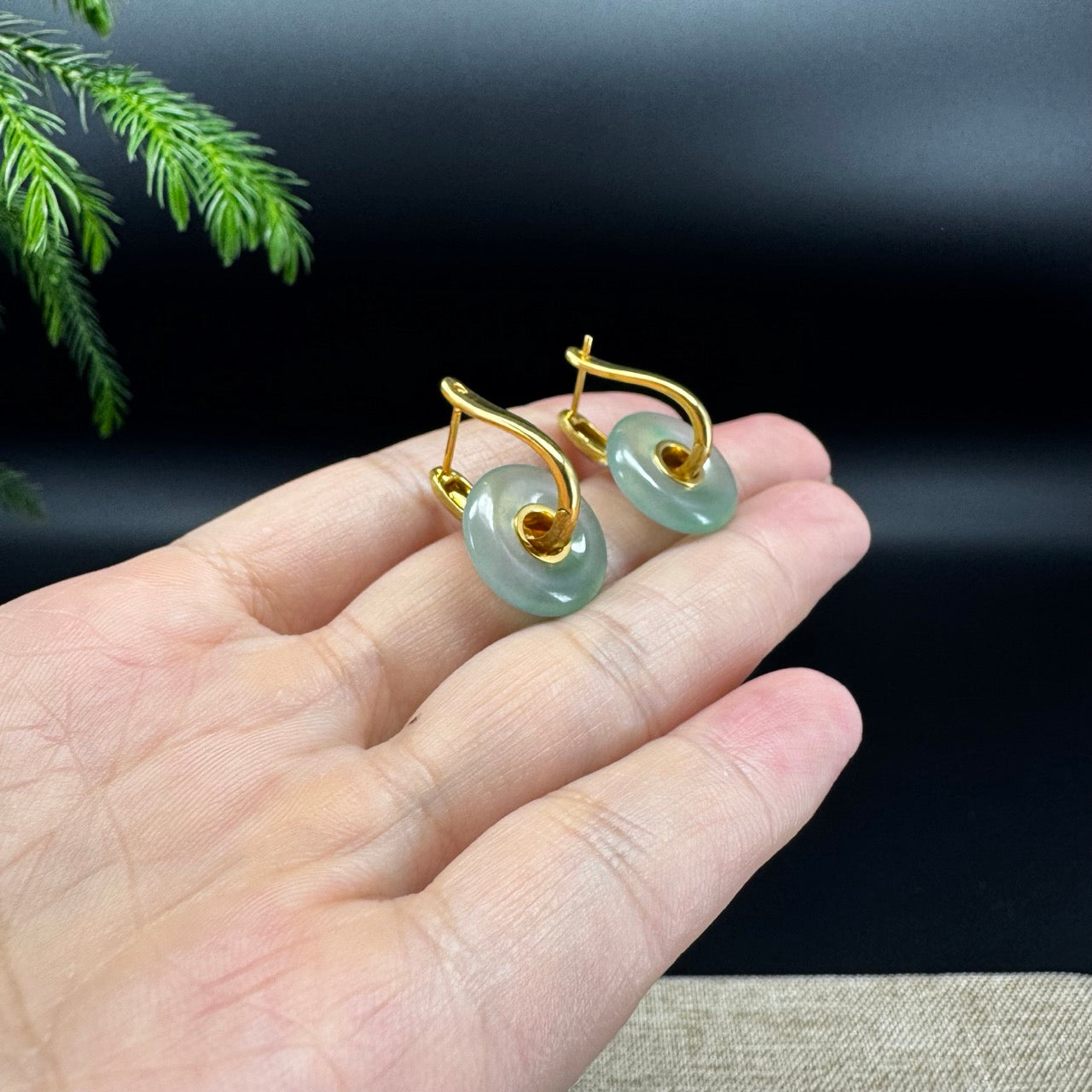 18k Yellow Gold Genuine Icy Green Koukou Jadeite Jade Diamonds Earrings
