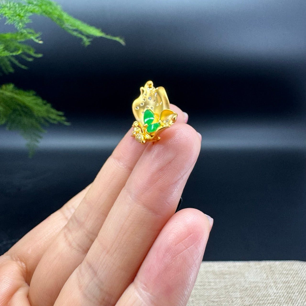 RealJade® 18k Yellow Gold Green Jadeite Jade 'Butterfly' Brooch With Diamonds