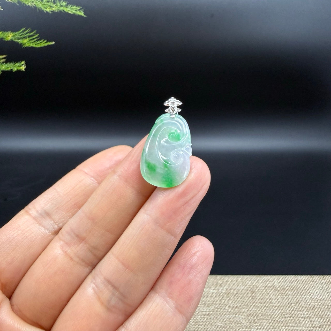 RealJade® Co. Genuine Icy Spicy Green Jadeite Jade Good Luck RuYi  Necklace With 18K White Gold Diamonds Bail