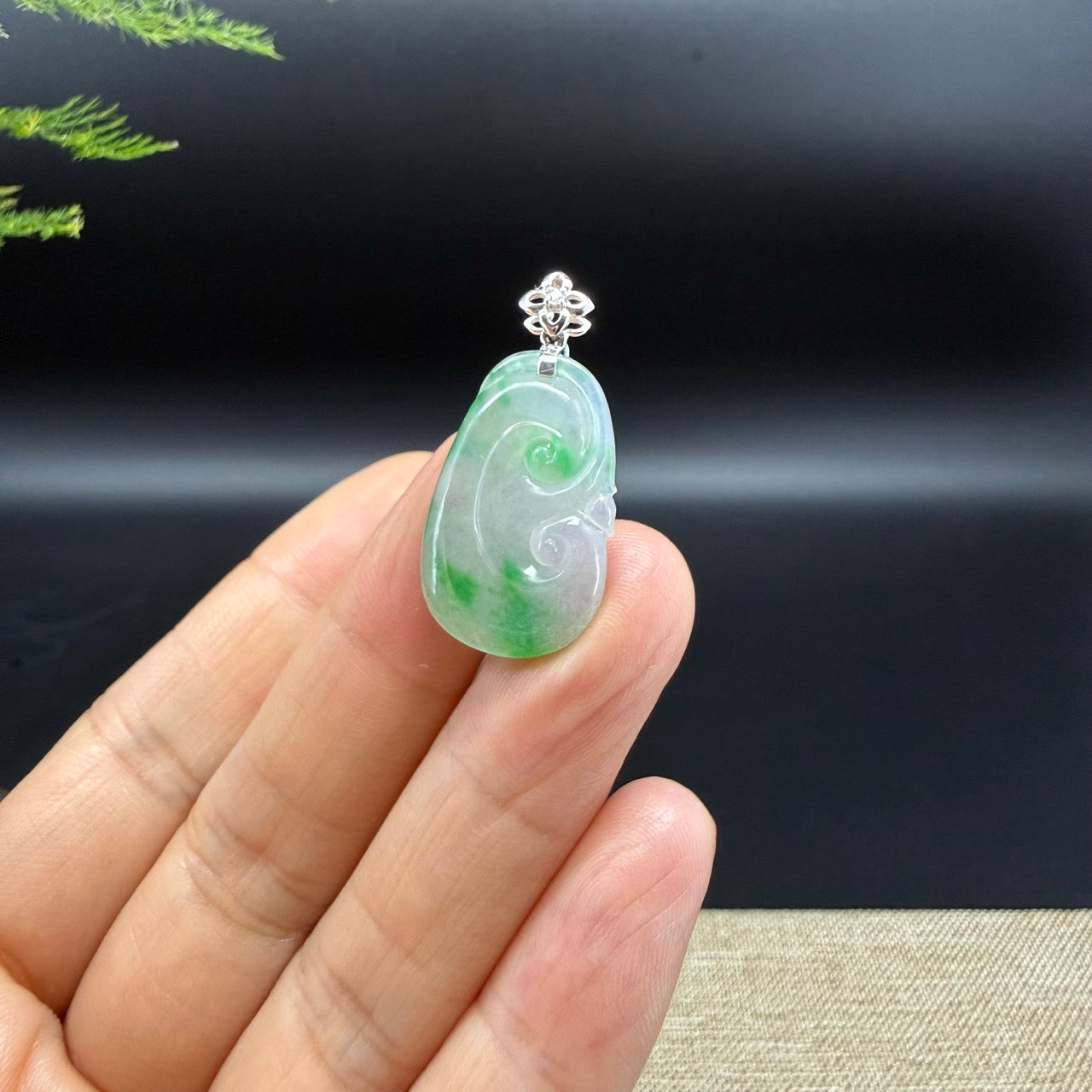 RealJade® Co. Genuine Icy Spicy Green Jadeite Jade Good Luck RuYi  Necklace With 18K White Gold Diamonds Bail