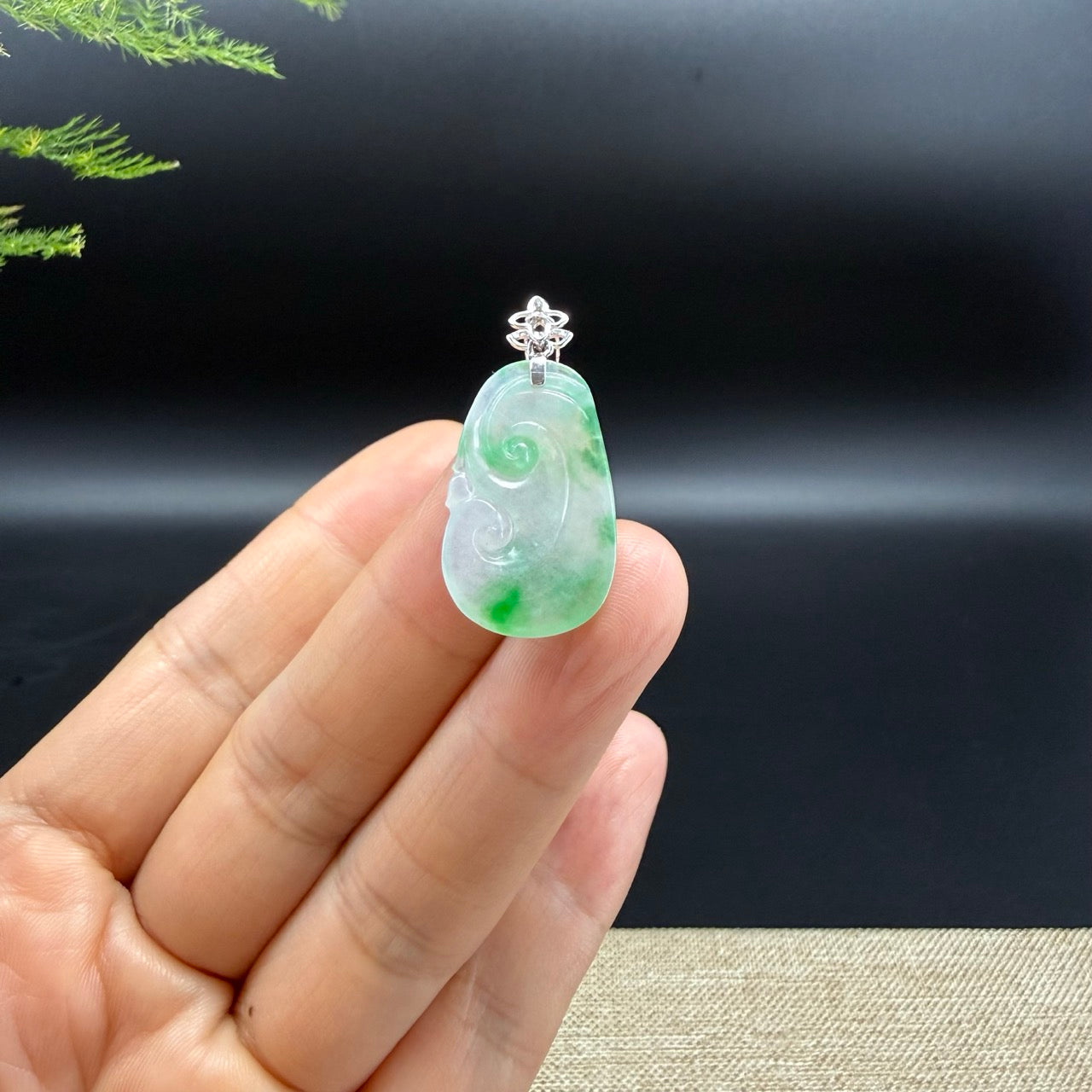 RealJade® Co. Genuine Icy Spicy Green Jadeite Jade Good Luck RuYi  Necklace With 18K White Gold Diamonds Bail