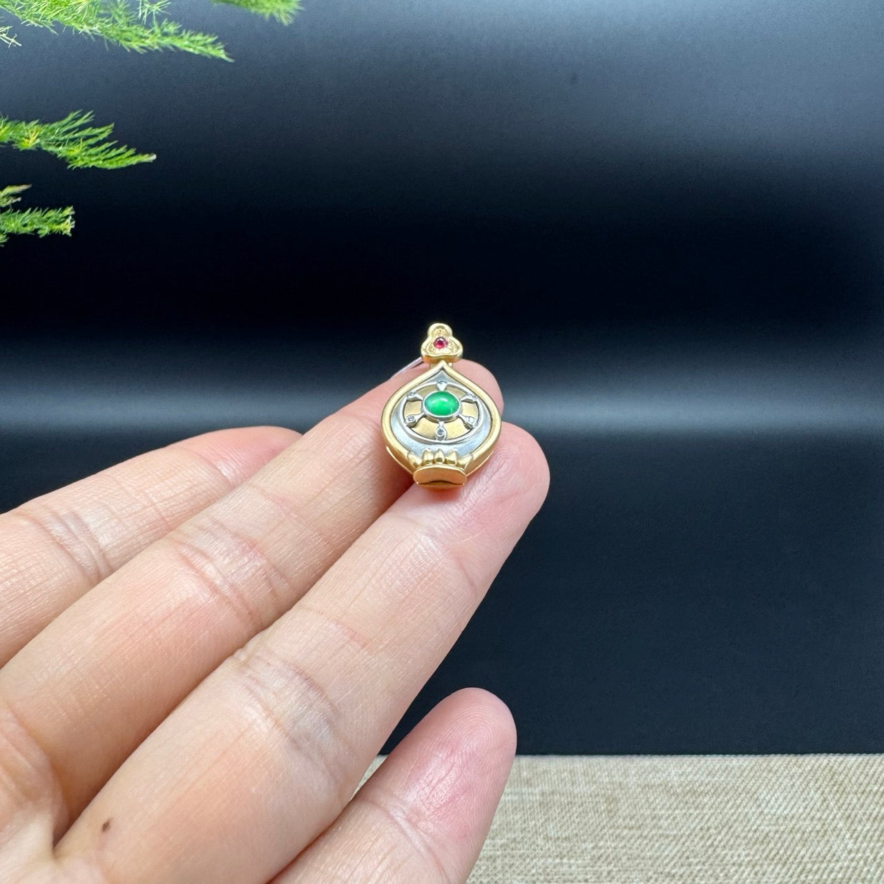 RealJade® Droplet Oval Aquarius Green Jade Diamonds Classic Pendant Necklace